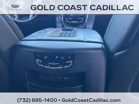 Used 2017 Cadillac Escalade ESV Luxury image 11