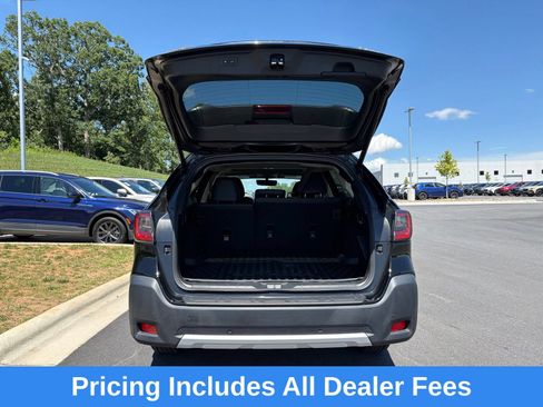 Used 2023 Subaru Outback Limited XT AWD/4WD image 11