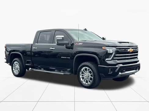 Used 2024 Chevrolet Silverado 2500 LTZ w/ LTZ Plus Package AWD/4WD image 8
