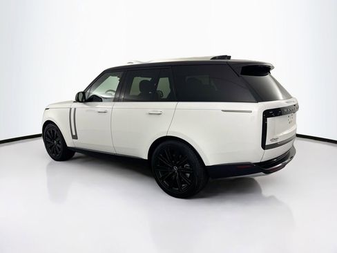 Certified 2025 Land Rover Range Rover SE AWD/4WD image 6