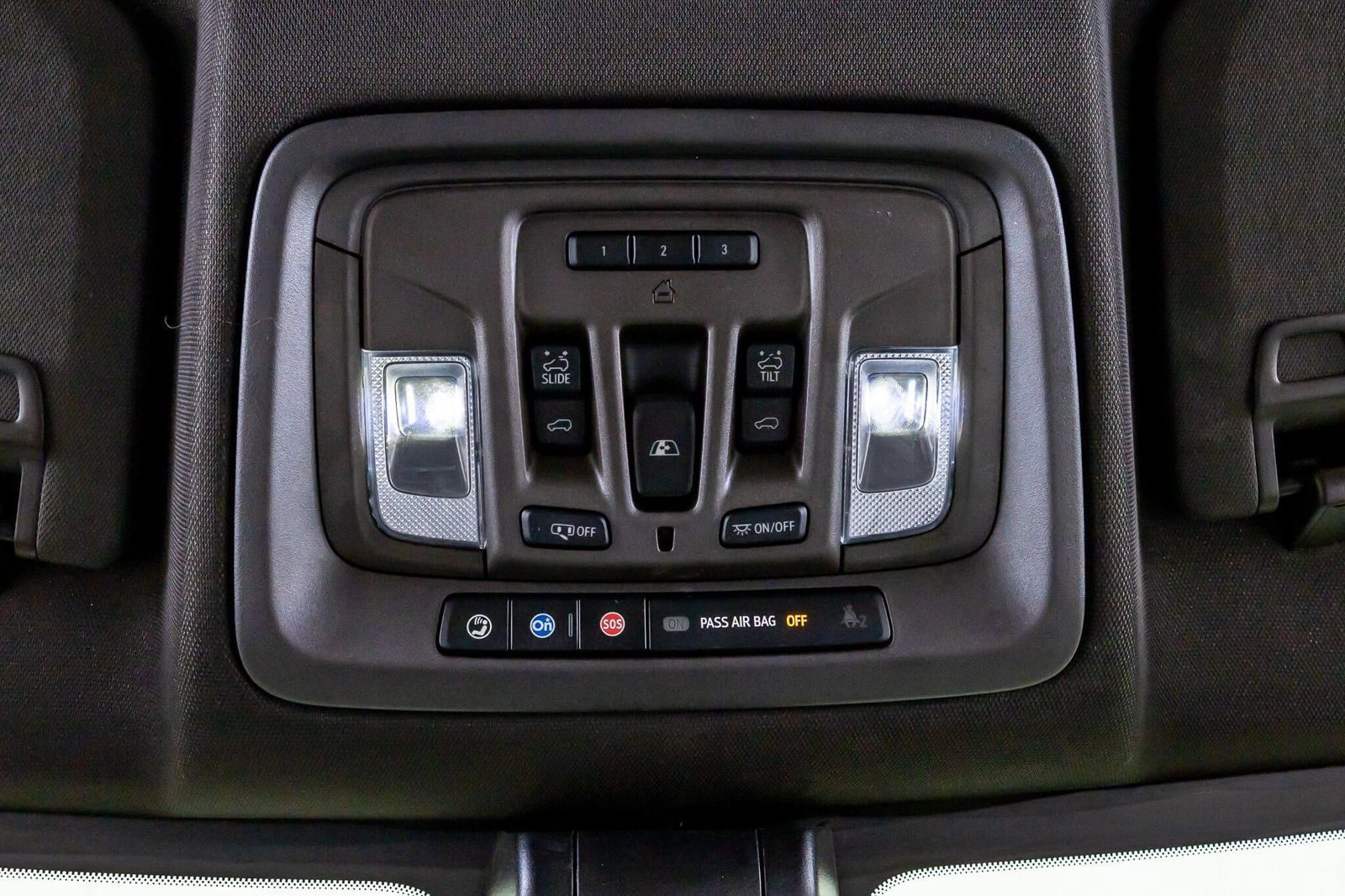 Used 2023 GMC Sierra 2500 Denali w/ Denali Ultimate Package AWD/4WD image 28
