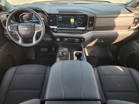 Used 2023 Chevrolet Silverado 1500 LT AWD/4WD image 26