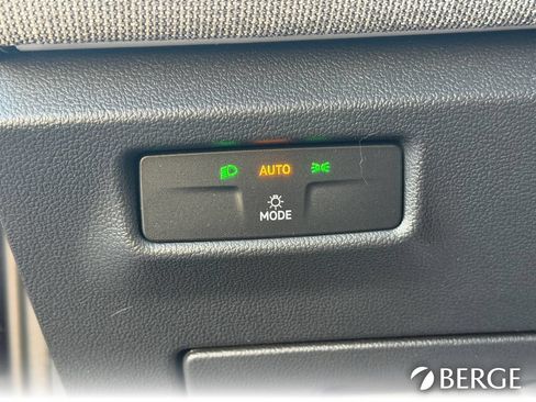 Used 2025 Volkswagen Tiguan S FWD image 26