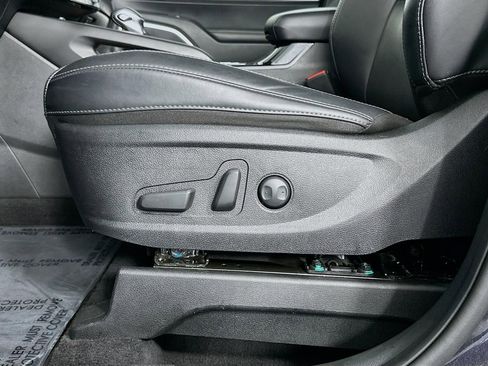 Used 2025 Kia Telluride S AWD/4WD image 40