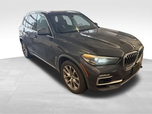 Used 2019 BMW X5 xDrive40i w/ Premium Package 2 image 2
