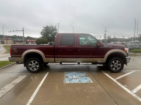 Used 2012 Ford F250 Lariat w/ Lariat Interior Pkg AWD/4WD image 5