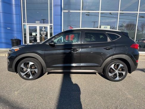 Used 2016 Hyundai Tucson Sport image 9