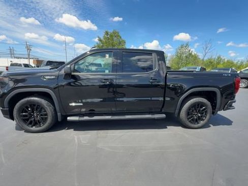Certified 2023 GMC Sierra 1500 Elevation w/ LPO, Elevation Black Package AWD/4WD image 5