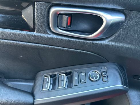 Used 2023 Honda Civic Touring image 11