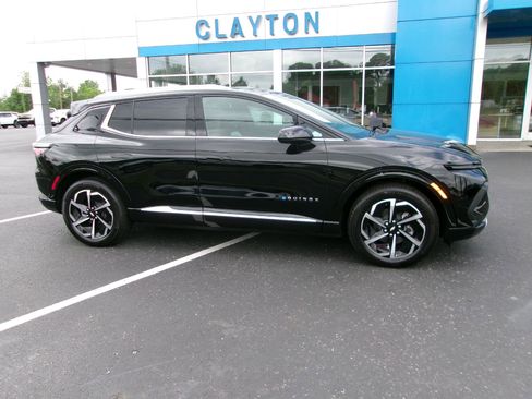Used 2025 Chevrolet Equinox EV LT FWD image 1