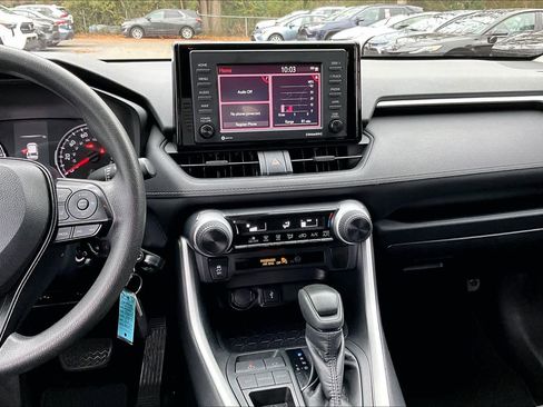 Certified 2020 Toyota RAV4 LE image 6