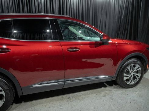 Used 2023 Buick Envision Essence image 4