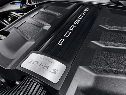 Used 2014 Porsche Panamera S RWD image 32