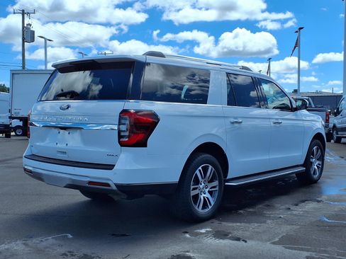 Used 2023 Ford Expedition Max Limited AWD/4WD image 4