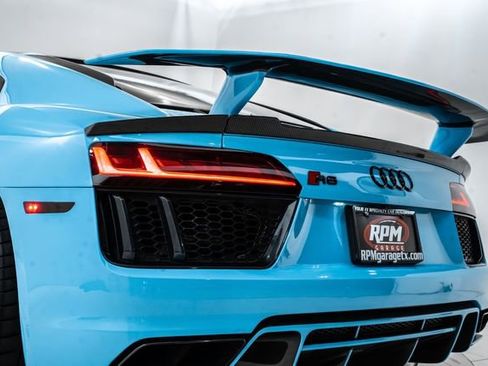 Used 2017 Audi R8 V10 plus AWD/4WD image 11