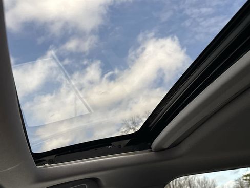 Used 2018 Honda CR-V EX image 13