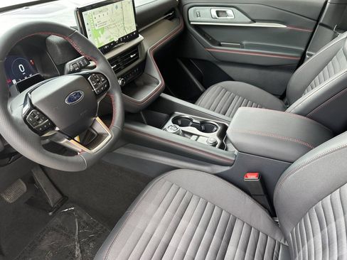 New 2027 Ford Explorer ST-Line w/ Premium Package RWD image 10
