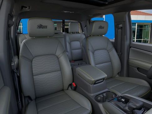 New 2026 Chevrolet Colorado ZR2 image 16
