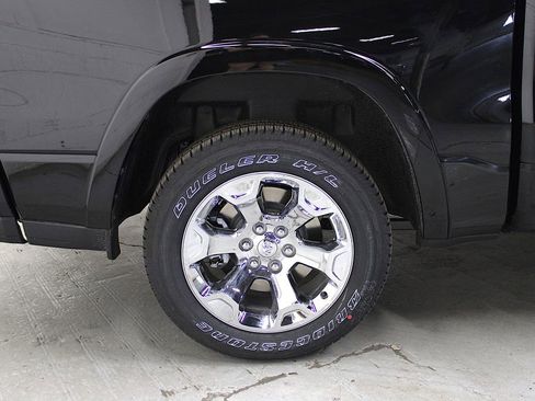 New 2026 RAM 1500 4x4 Crew Cab image 37