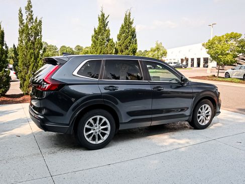 Used 2023 Honda CR-V EX-L image 11