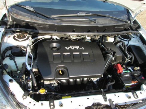 Used 2009 Pontiac Vibe image 15