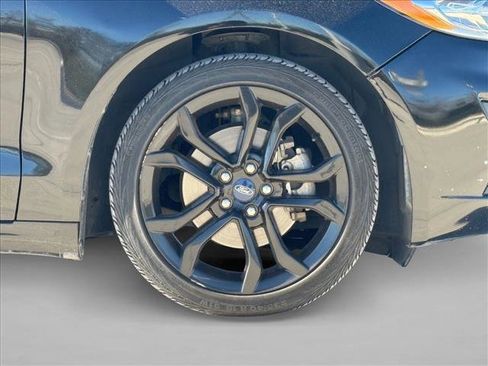 Used 2020 Ford Fusion SE w/ Equipment Group 151A image 23