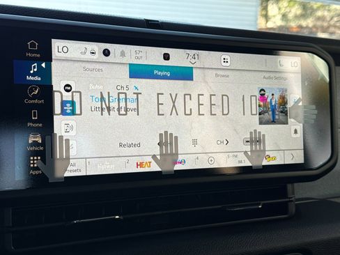 New 2026 Jeep Gladiator Willys image 17