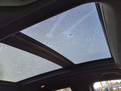 Used 2020 BMW X7 M50i w/ Dynamic Handling Package image 23