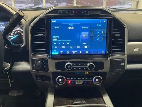 Used 2022 Ford F250 Lariat w/ FX4 Off-Road Package image 18