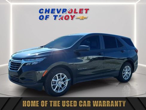 Used 2024 Chevrolet Equinox LS w/ LS Convenience Package FWD image 4