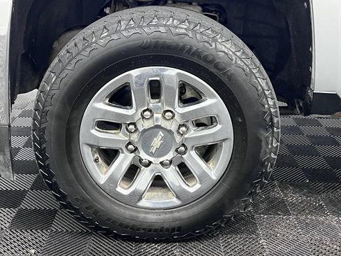 Used 2017 Chevrolet Silverado 3500 LTZ w/ Duramax Plus Package AWD/4WD image 11