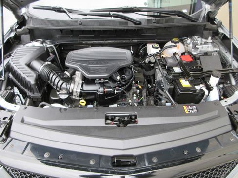 Used 2025 Cadillac XT6 Sport w/ Technology Package image 55