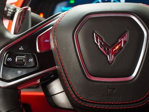 Used 2023 Chevrolet Corvette Stingray Premium Cpe RWD image 16