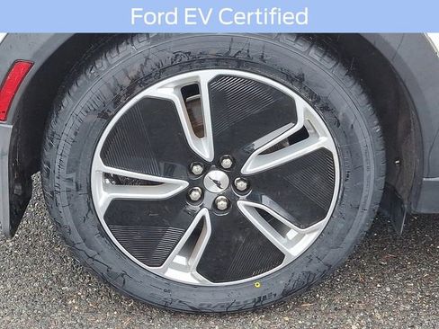 Certified 2021 Ford Mustang Mach-E Select w/ Comfort/Appearance Package image 10