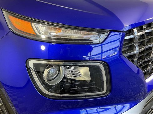 Certified 2026 Hyundai Venue SEL FWD image 30