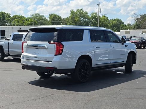 Used 2022 GMC Yukon XL Denali w/ Denali Ultimate Package AWD/4WD image 56