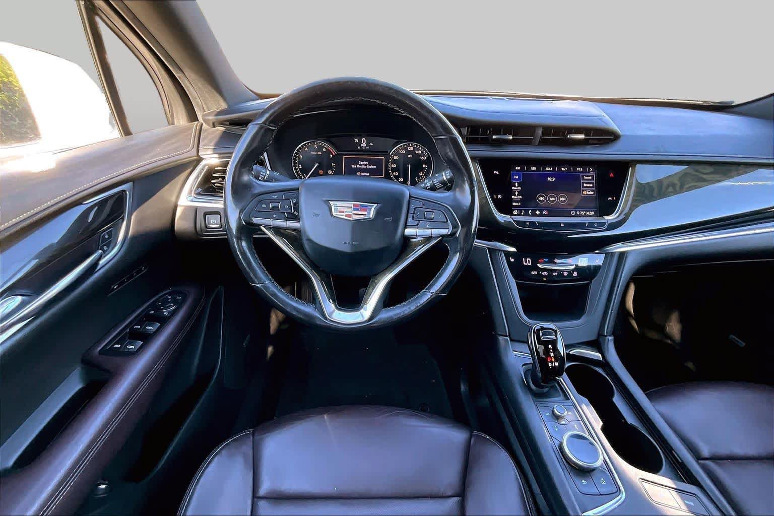 Used 2020 Cadillac XT6 Premium Luxury FWD image 6