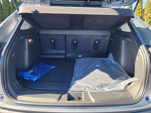 New 2026 Chevrolet Trax LT w/ Driver Confidence Package FWD image 12