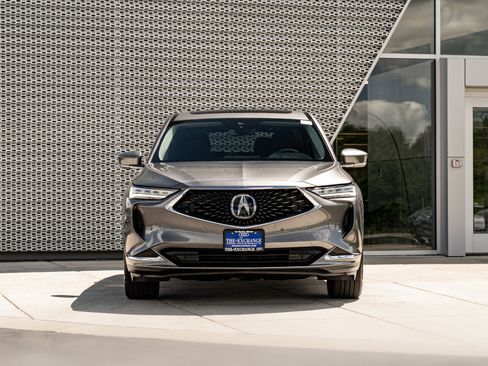 Used 2024 Acura MDX SH-AWD w/ Technology Package image 38