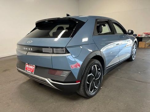 Used 2024 Hyundai Ioniq 5 SE RWD image 3