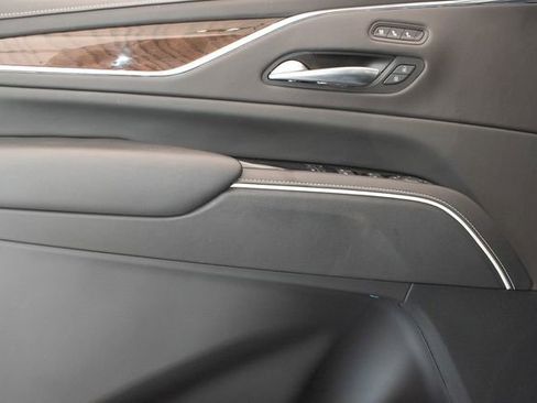 Used 2023 Cadillac Escalade Sport Platinum w/ Heavy-Duty Trailer Package AWD/4WD image 25
