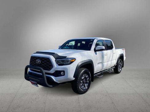 Certified 2021 Toyota Tacoma TRD Off-Road w/ TRD Premium Off Road Package image 4