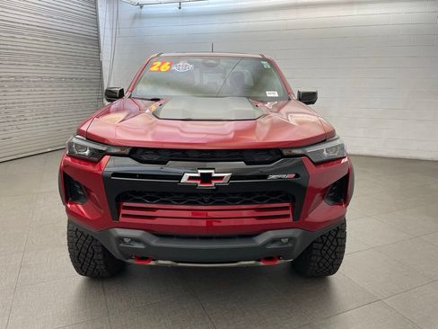 Used 2026 Chevrolet Colorado ZR2 w/ Technology Package AWD/4WD image 12