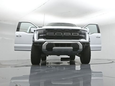 Used 2025 Ford F150 Raptor AWD/4WD image 50