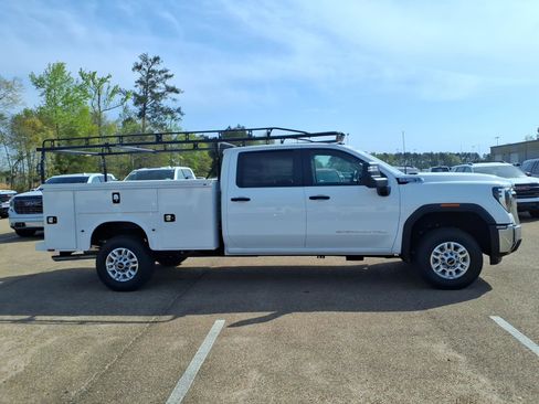 New 2026 GMC Sierra 2500 Pro w/ Convenience Package image 3