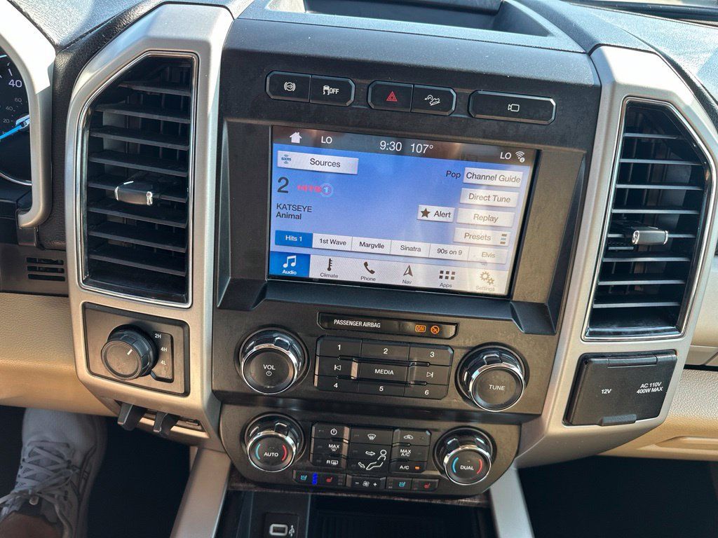 Used 2019 Ford F350 Lariat w/ Chrome Package AWD/4WD image 22