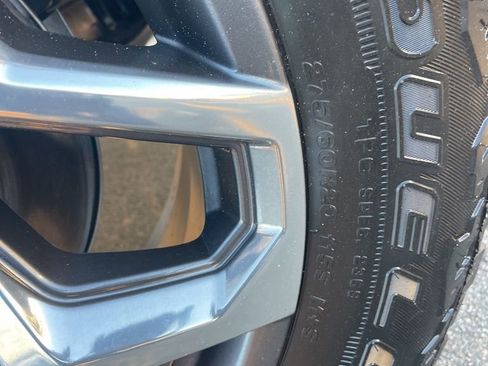 Used 2025 GMC Sierra 1500 SLT w/ SLT Premium Plus Package image 42