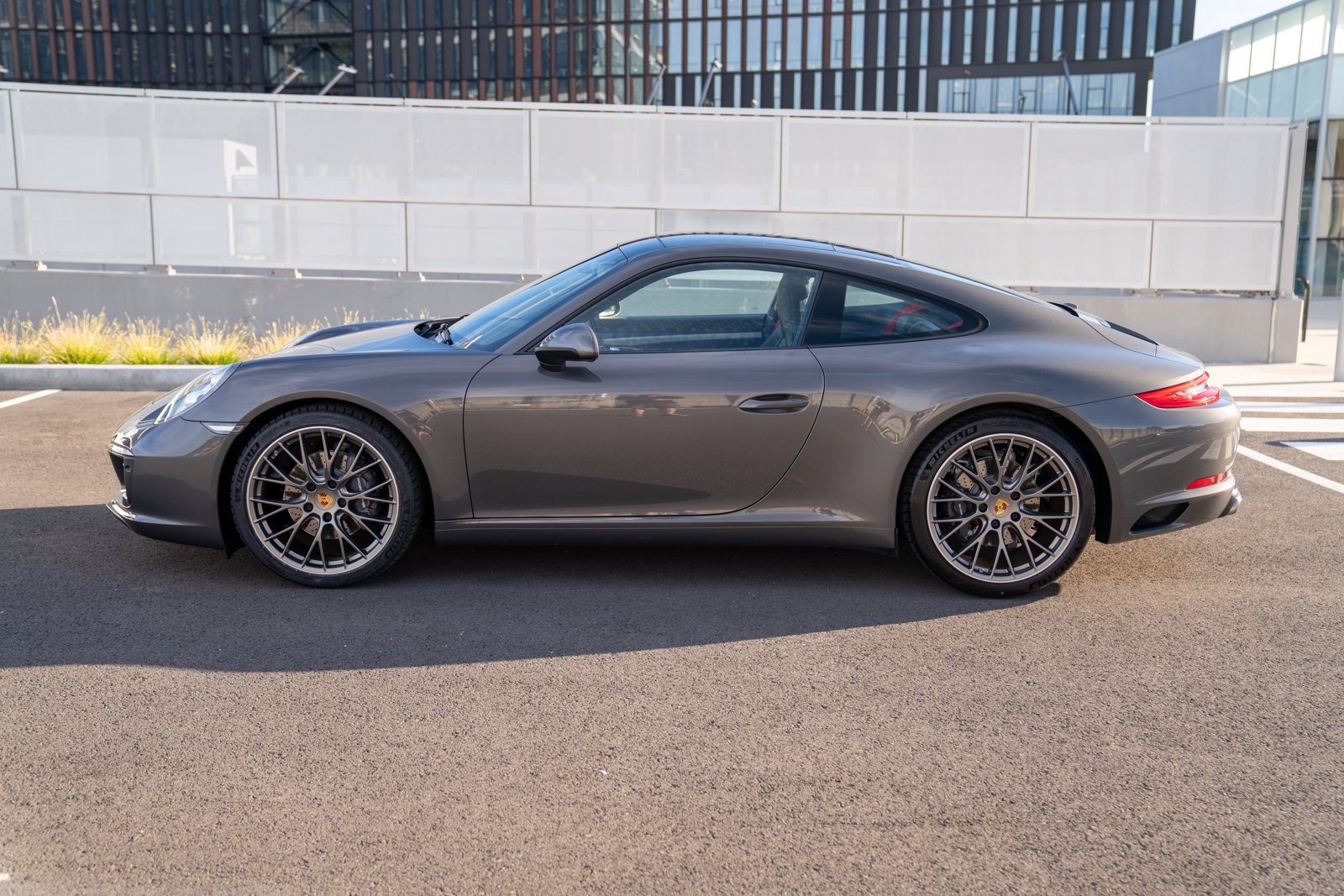 Certified 2018 Porsche 911 Carrera RWD image 2