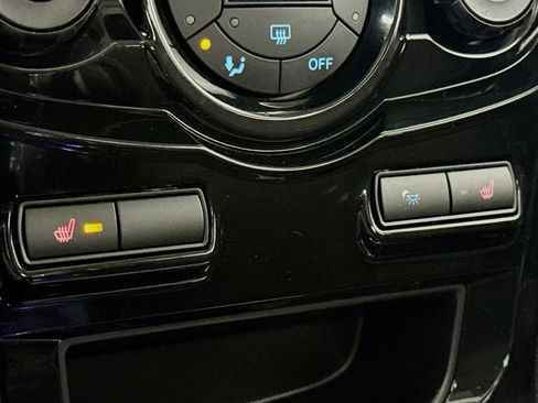 Used 2018 Ford Fiesta Titanium image 17