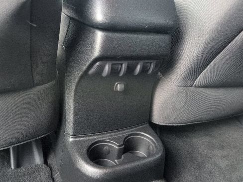 Used 2013 Jeep Wrangler Unlimited Sahara w/ Connectivity Group AWD/4WD image 28